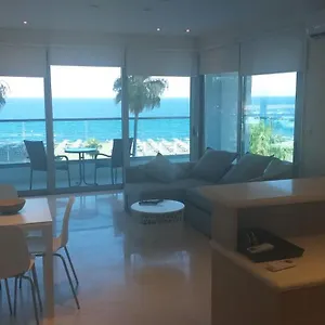  Апартаменты Horizon Luxury At Finikoudes Beach 302
